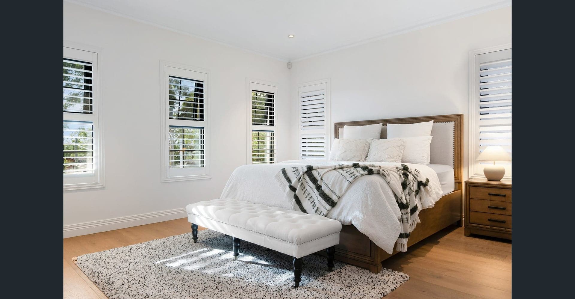 Seaforth Ave interior view