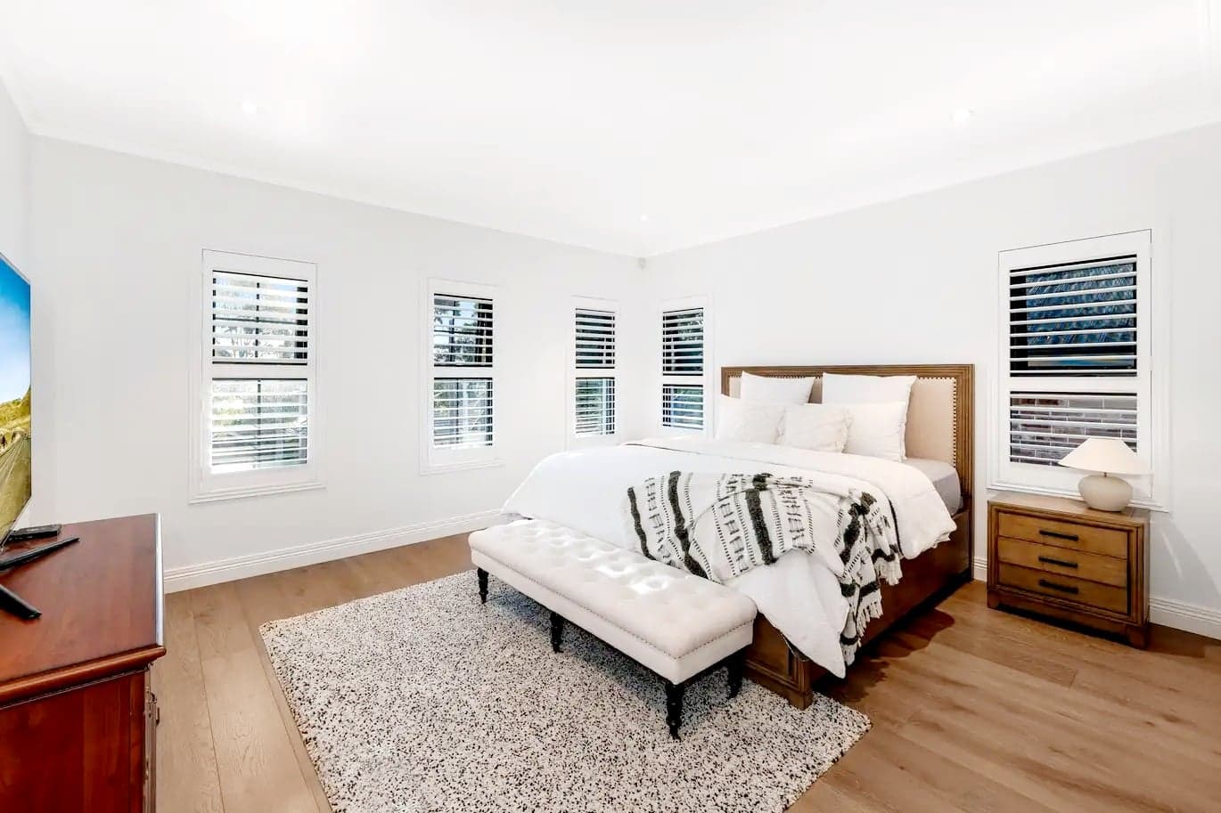 Seaforth Ave interior